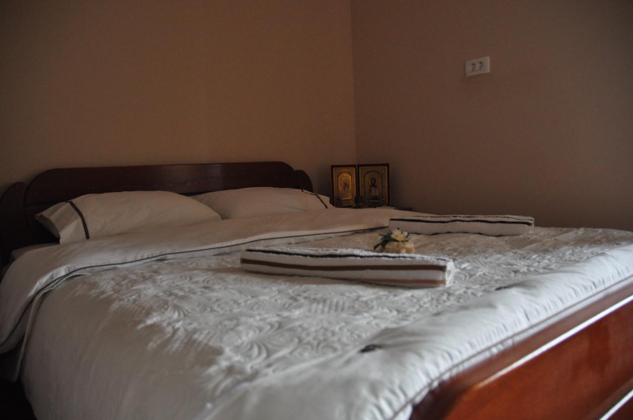 Ostroske Grede Bed & Breakfast Niksic Exterior photo